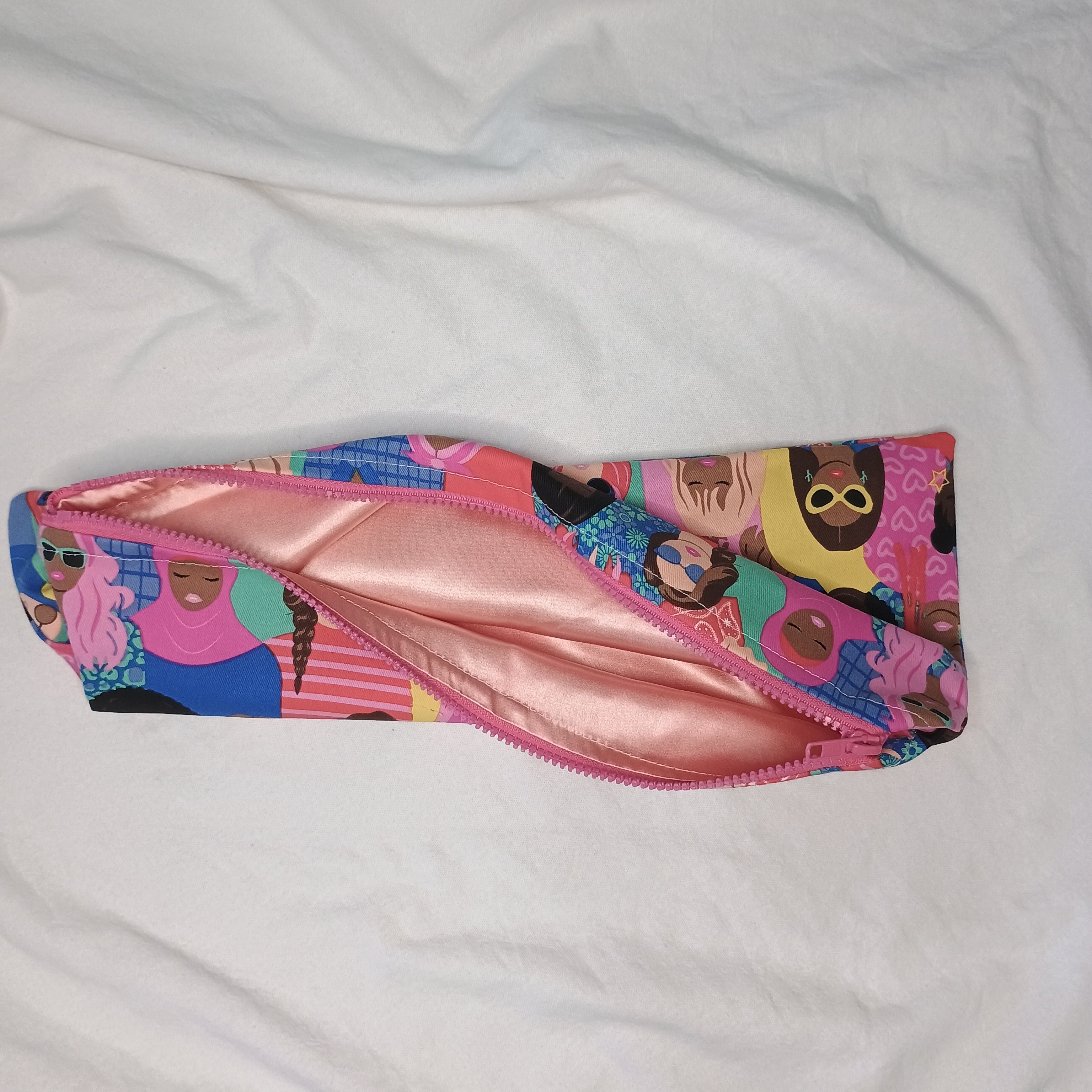 Celebrating Women Bright Magenta Chunky Zip Satin Lining