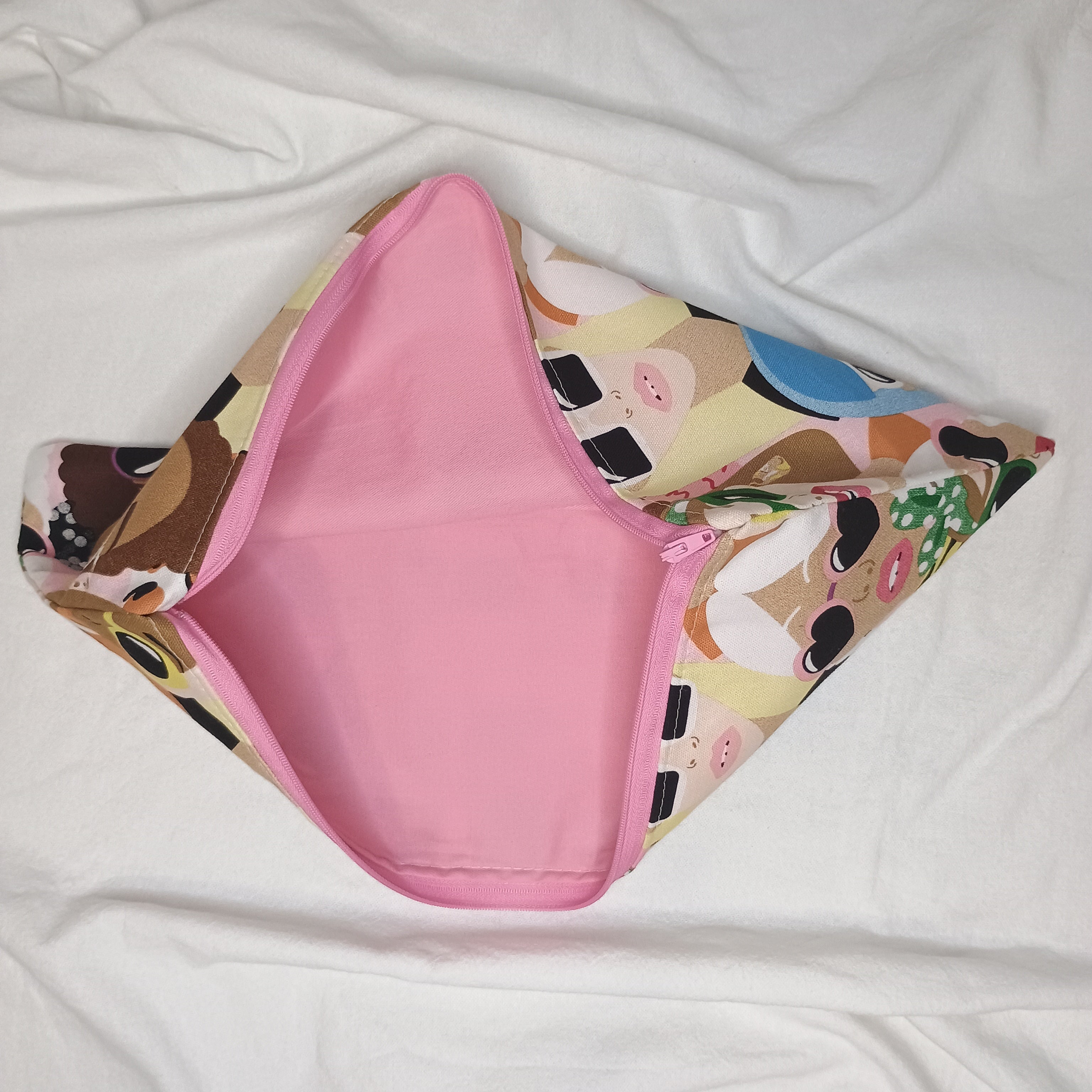 Celebrating Women Muted Pink Thin Zip Fabric Lining