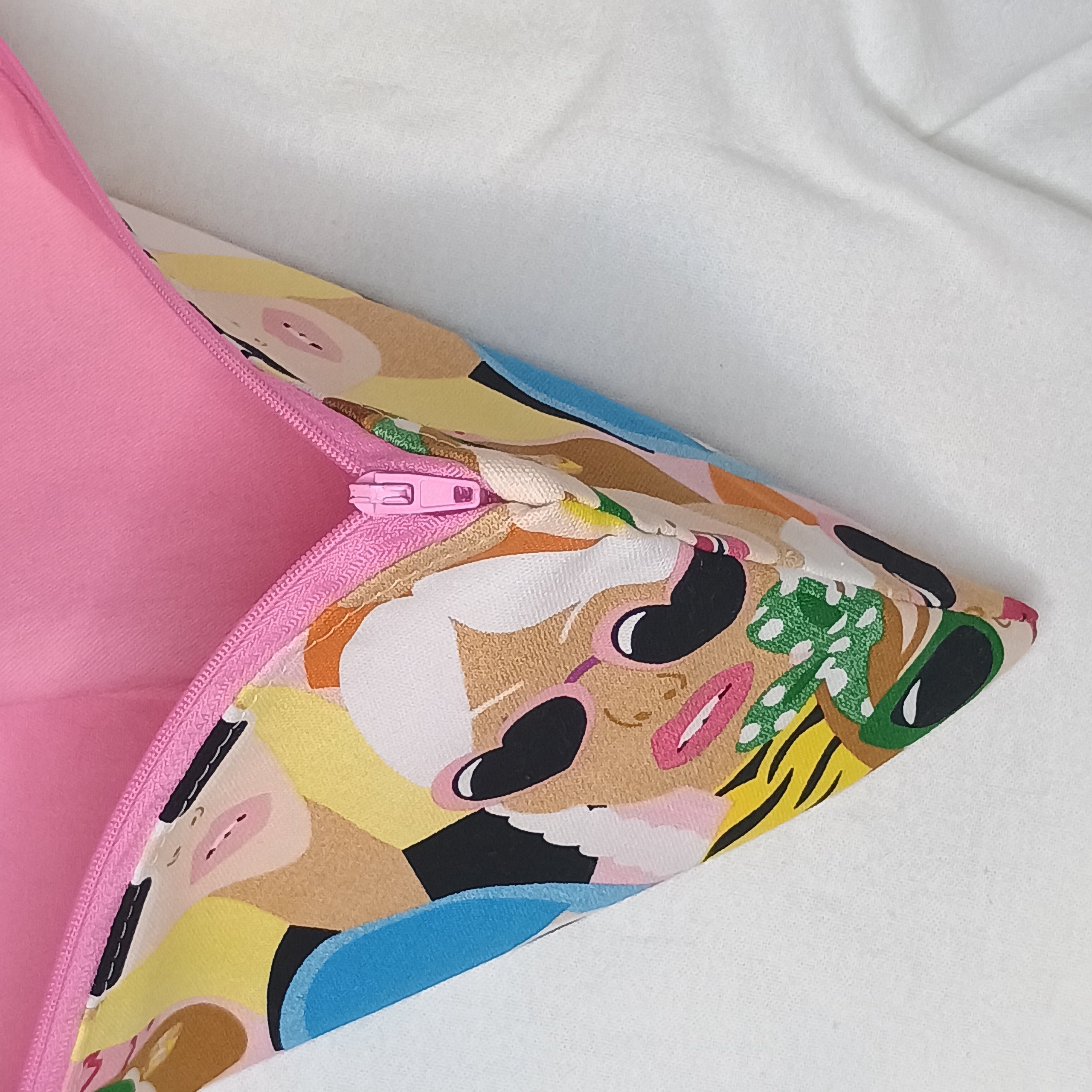 Celebrating Women Muted Pink Thin Zip Fabric Lining